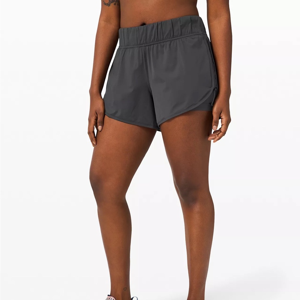 Lululemon Strides Ahead High Rise Short 4”